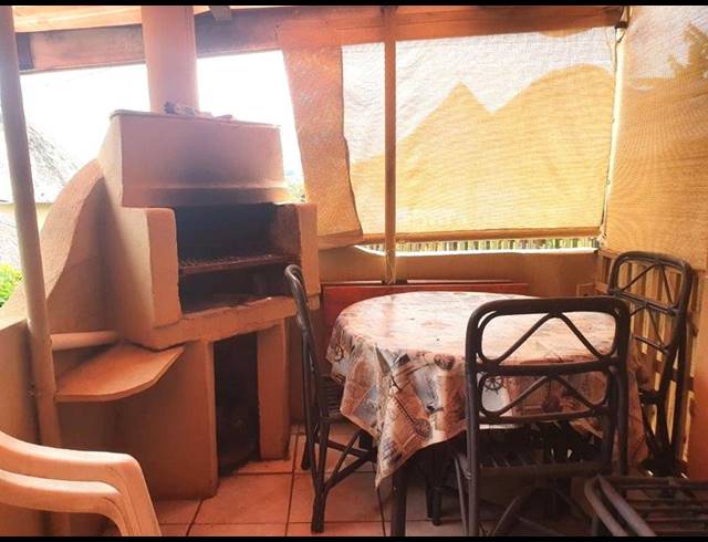 2 BEDROOM TOWNHOUSE FOR SALE IN WOODGRANGE
